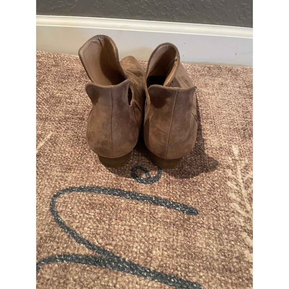 Ams Studded Suede Cut Out Side Ankle booties brown 7.5 - Picture 3 of 3